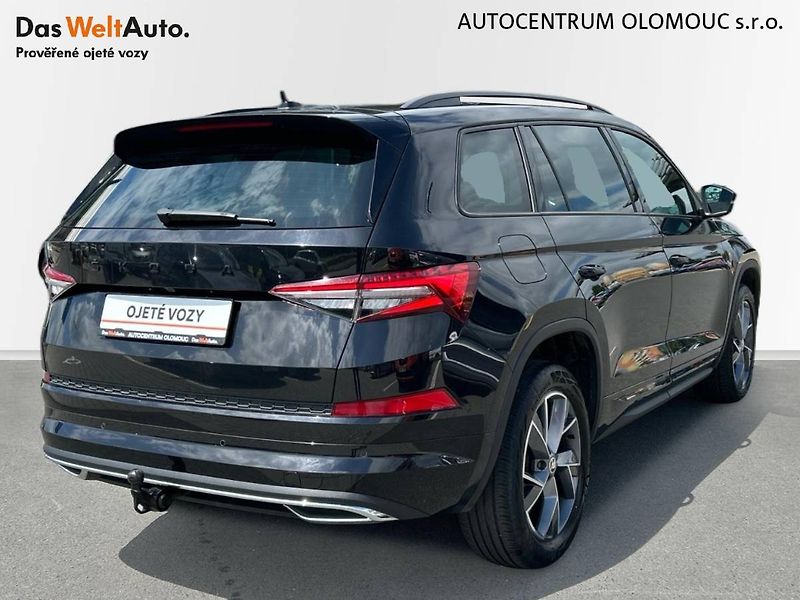 Škoda Kodiaq (2022) 2.0 TDI 7DSG Sportline - fotka 2 z 35