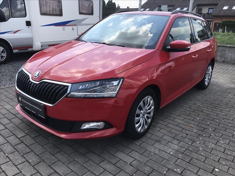 Škoda Fabia 1,0 - fotka 1 z 15