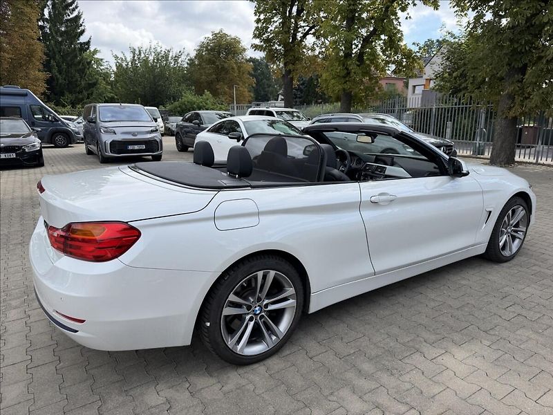BMW Řada 4 3,0   435d Xdrive Cabrio 1.maj - fotka 8 z 21