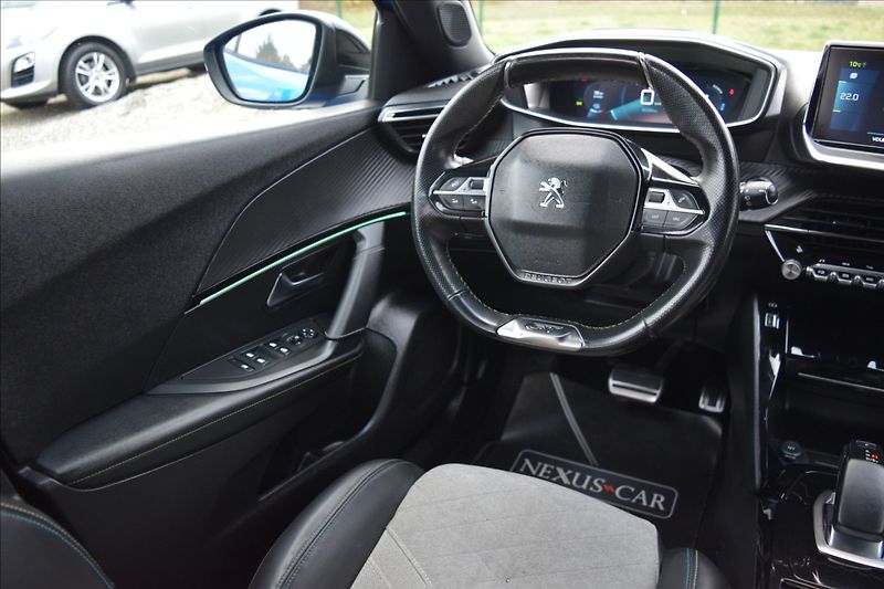 Peugeot 2008 0,0 100KW GT NAVI 360° KAMERA - fotka 26 z 47