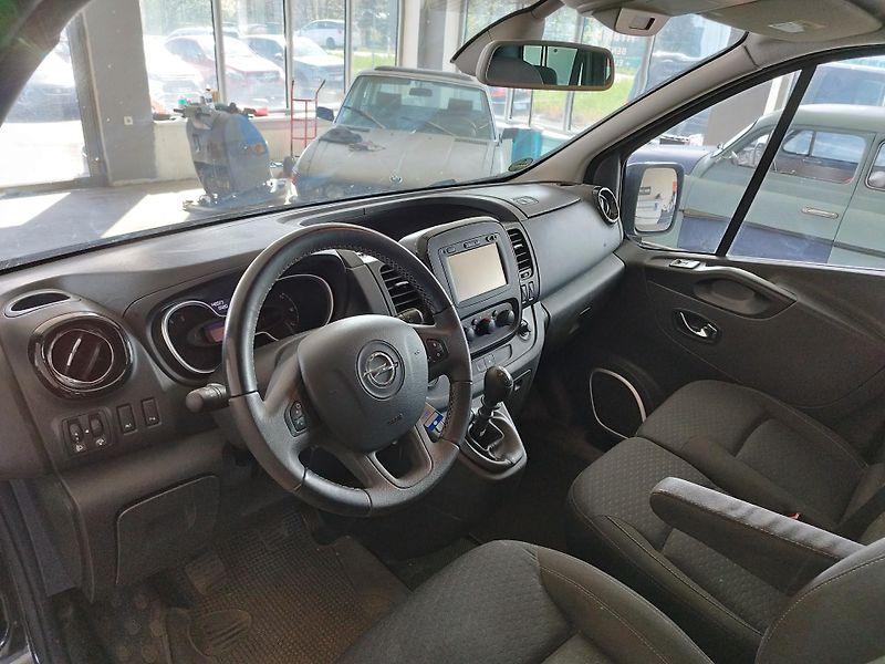 Opel Vivaro (2019) 1,6CDTI,89KW,LONG,9MÍST,TAŽNÝ - fotka 18 z 30
