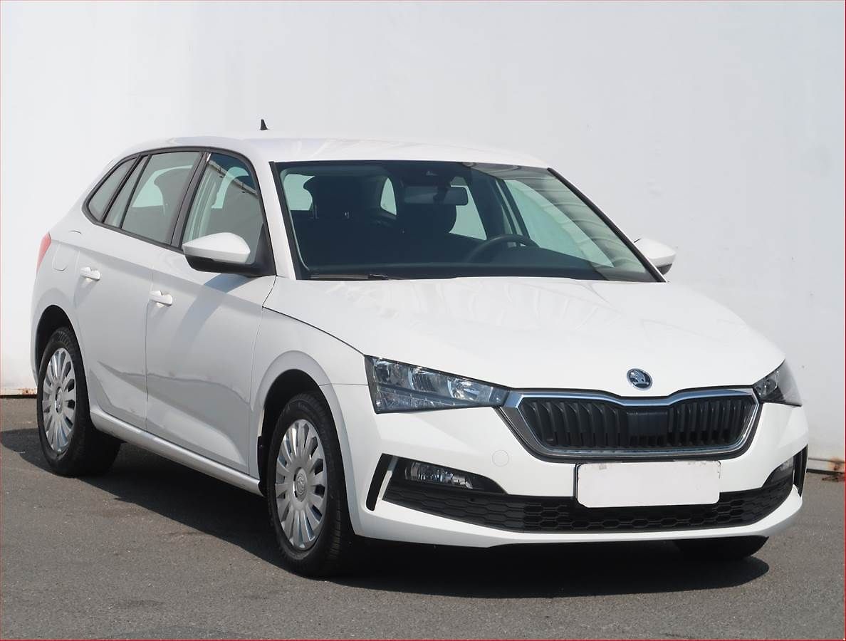 Škoda Scala Ambition 1.0 TSI, ČR,1.maj