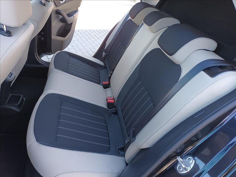 Škoda Fabia 1,0 TSI,81KW,DSG,STYLE,TAŽNÉ, - fotka 16 z 46