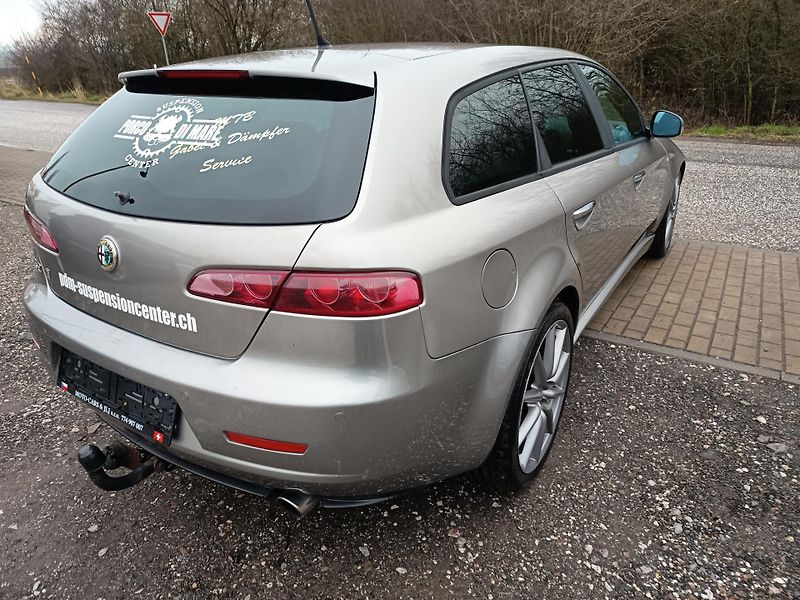 Alfa Romeo 159 (2010) 2.4 JTD 154KW! - fotka 26 z 62