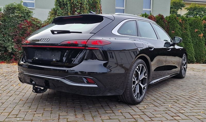 Audi A6 Avant (2025) quattro S-line Vzduch Pano Taž - fotka 40 z 52