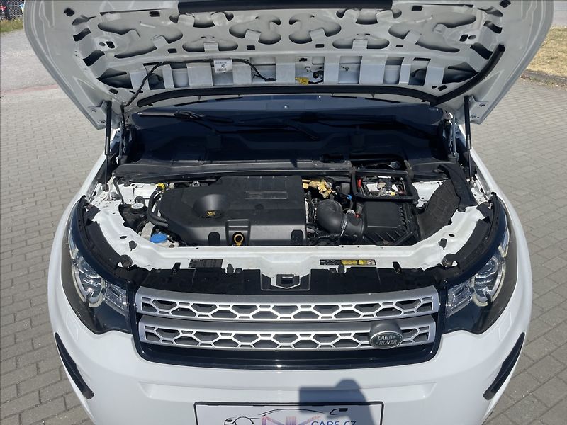 Land Rover Discovery Sport 2,0 TD4 132kw AWD Pano 7mist T - fotka 25 z 35