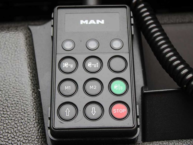 MAN TGX 18.470, LOWDECK, NAVIGACE, MAJ - fotka 7 z 19