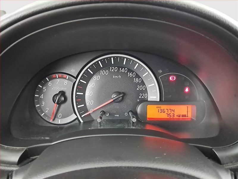 Nissan Micra (2011) 1.2 12V, po STK, zamluveno - fotka 11 z 15