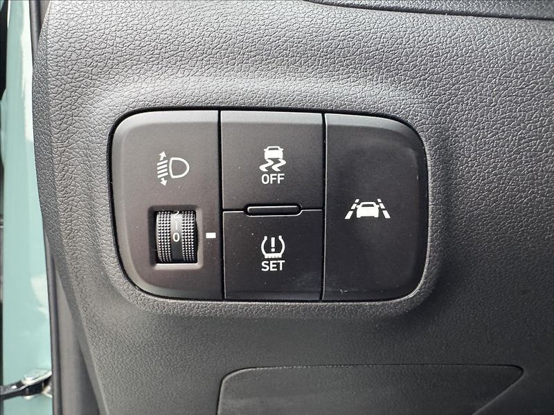 Hyundai i10 1,0 MPi Comfort - fotka 6 z 16
