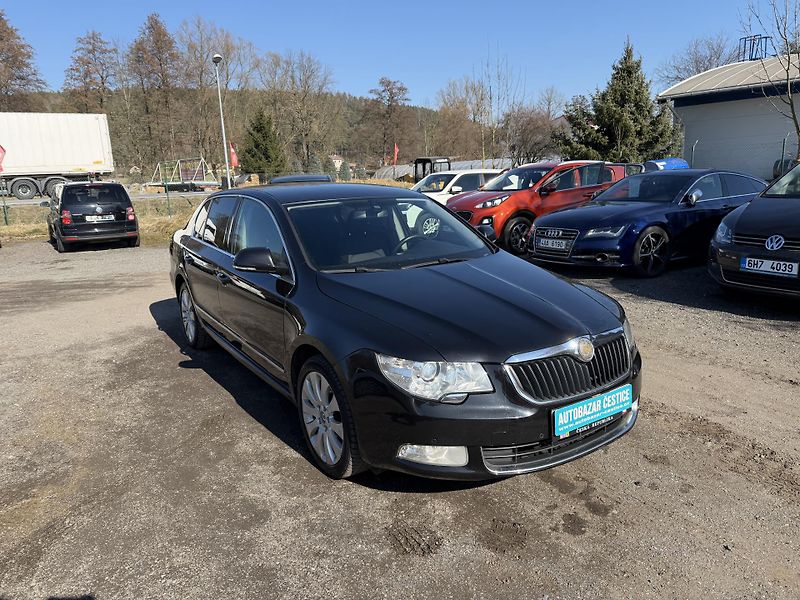 Škoda Superb 3.6 V6 4x4 DSG - fotka 4 z 22