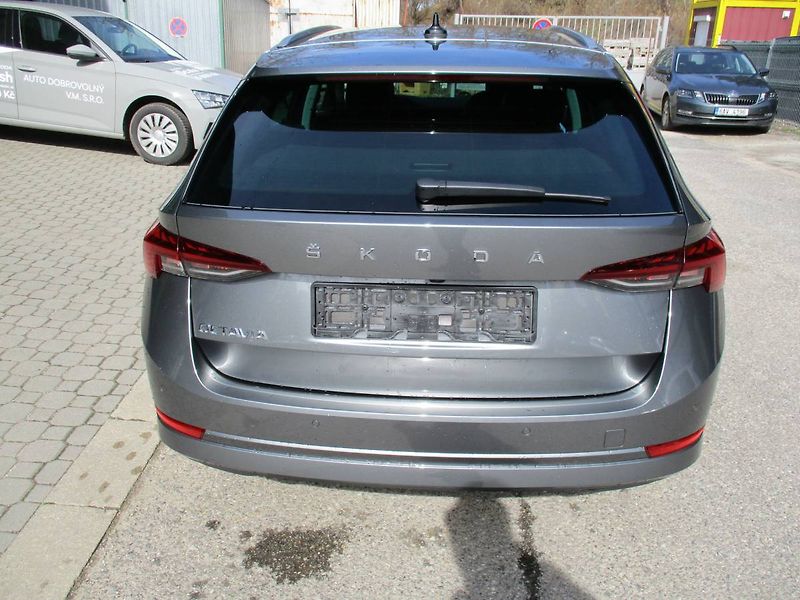Škoda Octavia Combi Style 2,0TDI 110kW DSG/P - fotka 6 z 15