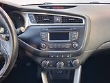 Kia Ceed (2017) 1.4CRDI, ČR, AC, výhřev sed. - náhled 12