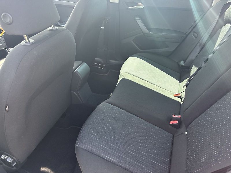Seat Arona (2024) 1.0 TSI Style - fotka 8 z 27