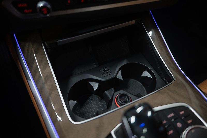 BMW X5 (2019) 30D 195 KW VZDUCH, PANO - fotka 28 z 46