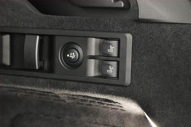 BMW Řada 3 (2021) M340i xDrive, 360°, ACC, HUD - fotka 13 z 22