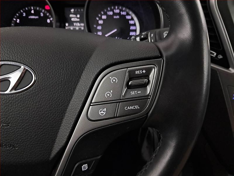 Hyundai Santa Fe (2017) 2.4 GDI, 4X4, Navi, Tempomat - fotka 17 z 18