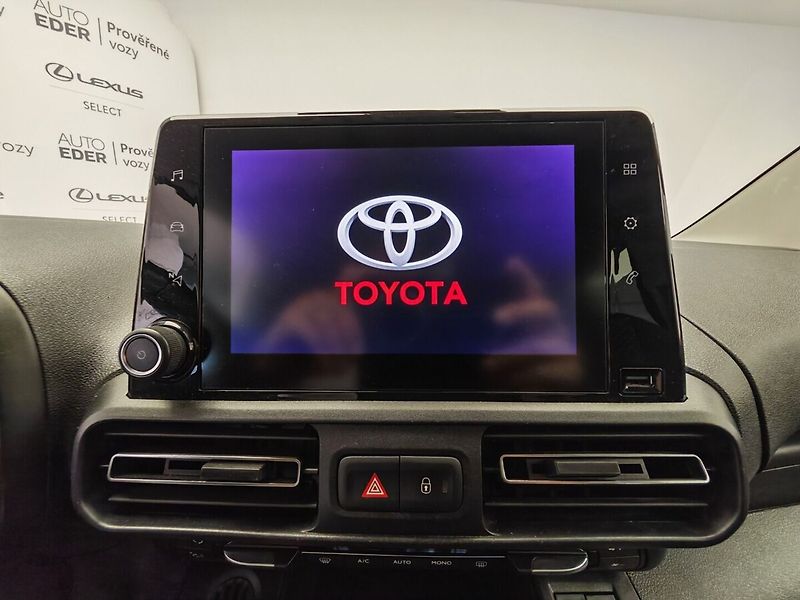 Toyota ProAce City Verso - fotka 24 z 33