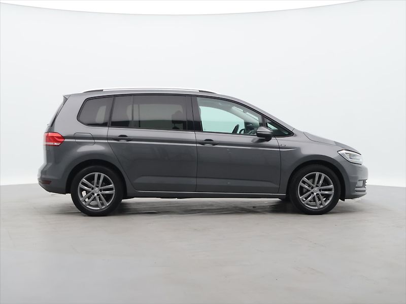 Volkswagen Touran 1,4 TSI 110kW DSG Join 7-Míst - fotka 8 z 35