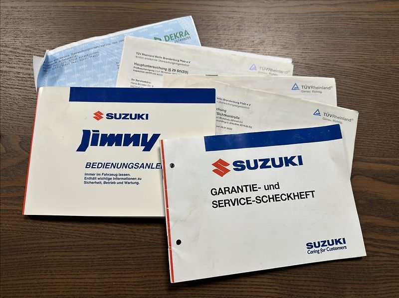 Suzuki Jimny 1,3 86PS  Club Ranger 4x4 - fotka 45 z 46