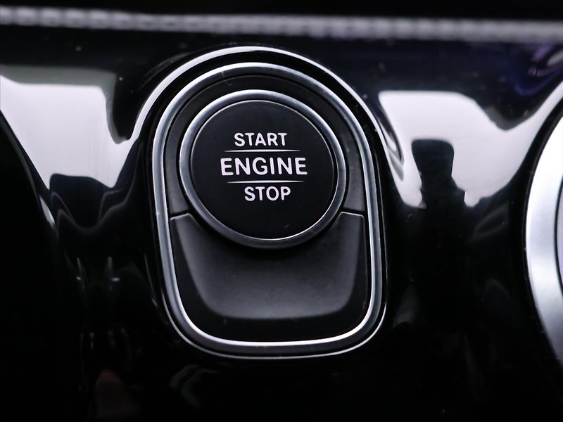 Mercedes-Benz Třídy A 1,3 A 250 e DCT 118kW CZ - fotka 21 z 34