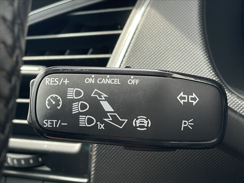 Škoda Fabia 1,0 TSI Combi Ambition Plus - fotka 14 z 23
