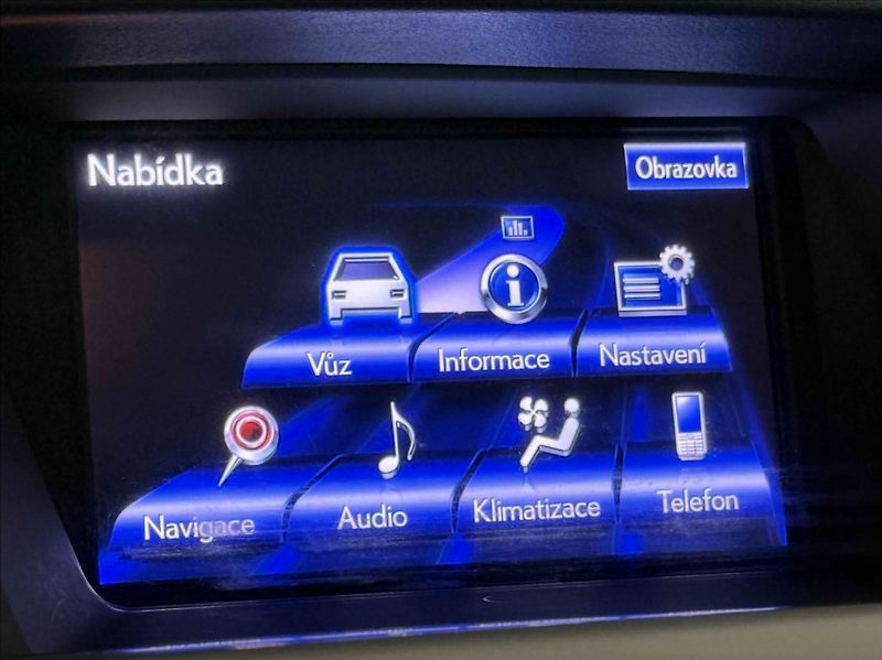 Lexus RX 3,5 450h serv. kniha 4x4 AT - fotka 15 z 22