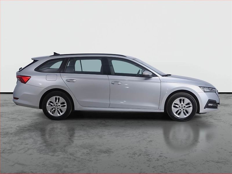 Škoda Octavia (2023) Ambition 2.0 TDI, ČR,1.maj - fotka 6 z 18