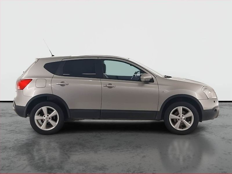 Nissan Qashqai (2008) 1.5 dCi, jezdí dobře - fotka 6 z 22