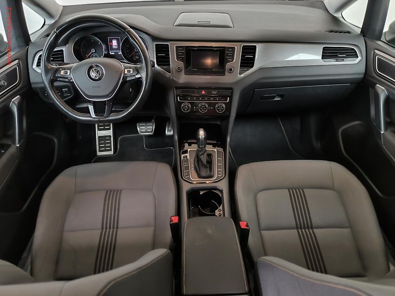 Volkswagen Golf Sportsvan (2017) 1.6TDi, DSG - fotka 8 z 17