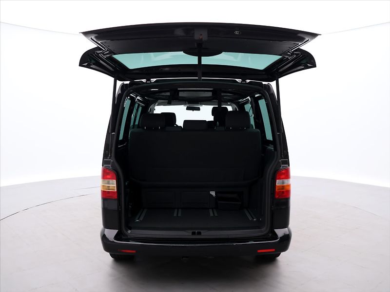 Volkswagen Multivan 1,9 TDI 75kW Startline - fotka 9 z 35