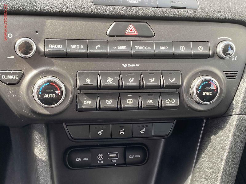 Kia Sportage (2016) 1.6 GDi, 1.maj,ČR, Active - fotka 15 z 20
