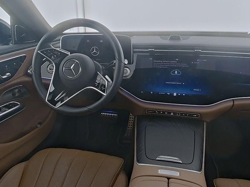 Mercedes-Benz Třídy E E300de 4M All terrain Premium+ - fotka 3 z 9