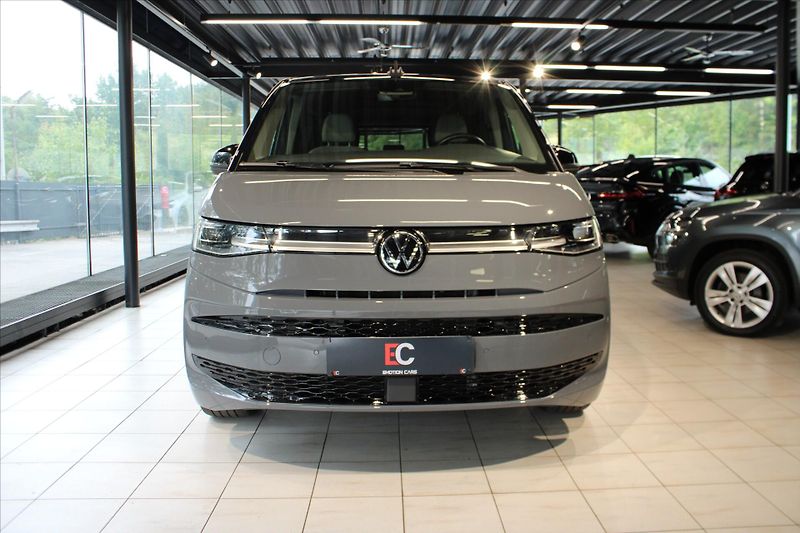 Volkswagen Multivan TDi DSG Edition ACC/NezTop/Har - fotka 2 z 32