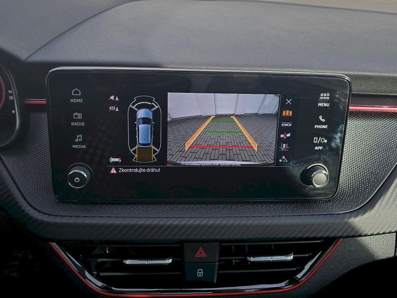 Škoda Kamiq (2024) 1,0TSI 85KW DSG MONTE CARLO - fotka 15 z 33