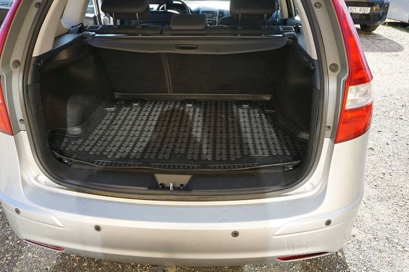 Hyundai i30 (2012) 1,6C W  CRDI NOVÉ V ČR - fotka 15 z 34