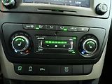 Škoda Yeti (2014) 2.0TDI, ČR, Xenon, AC - náhled 20