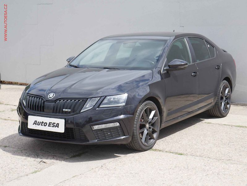 Škoda Octavia (2017) 2.0 TDi, RS, LED - fotka 3 z 18