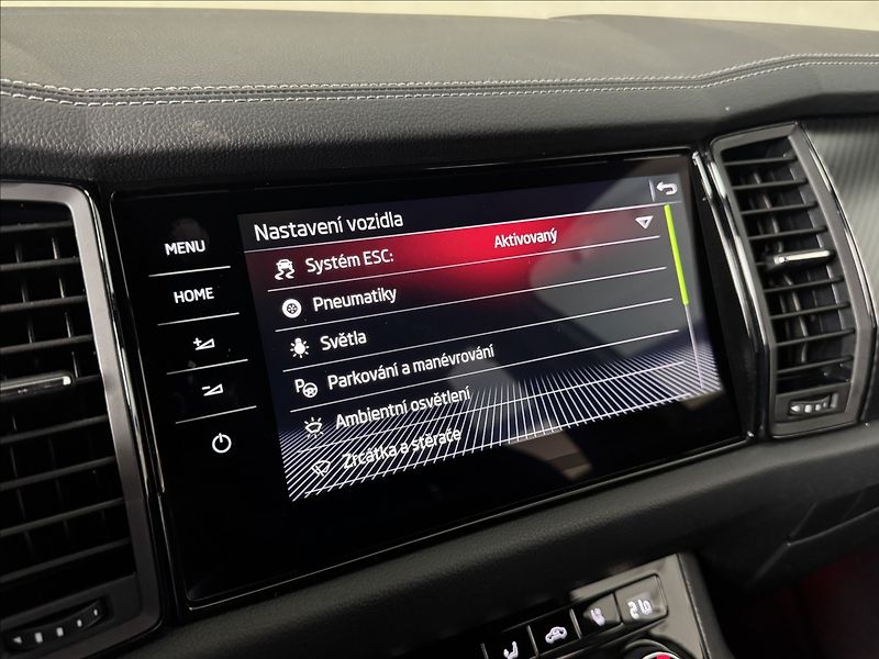 Škoda Kodiaq 2,0 TDi  DSG Sportline Virtual - fotka 30 z 50