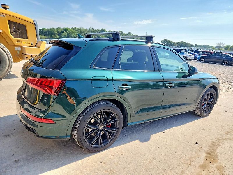 Audi SQ5 (2020) Auto na cestě - fotka 3 z 12
