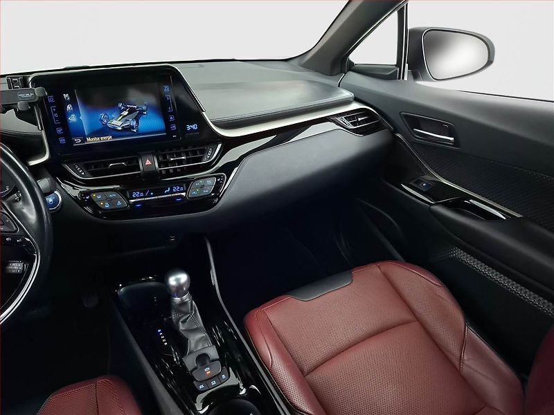 Toyota C-HR (2018) 1.8 Hybrid, Automat - fotka 8 z 19