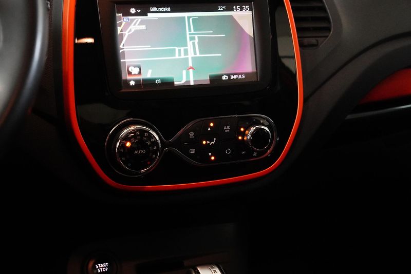Renault Captur - fotka 17 z 21