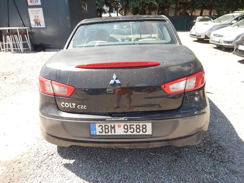 Mitsubishi Colt 1.5 i 80kw střecha nejde - fotka 7 z 14
