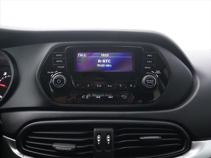 Fiat Tipo 1,4 70kW CZ Klima Lounge - fotka 22 z 31