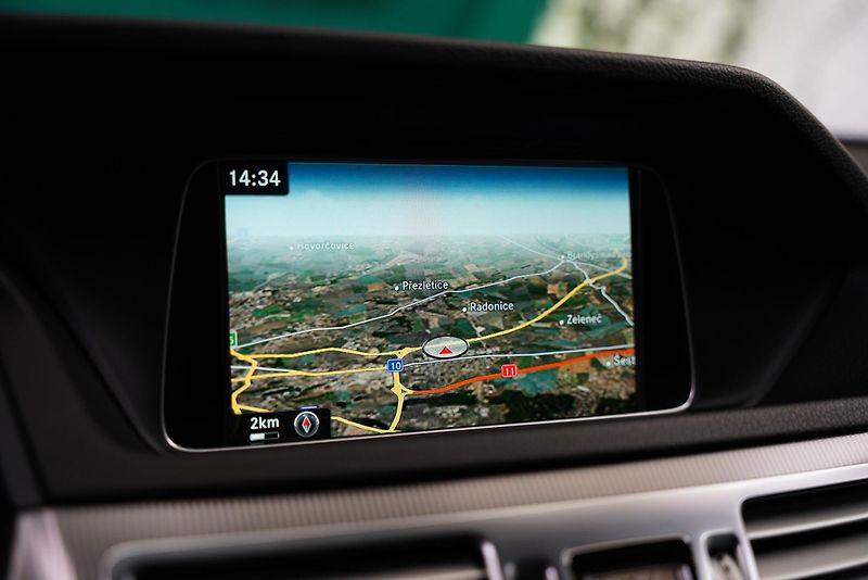Mercedes-Benz Třídy E - fotka 20 z 30