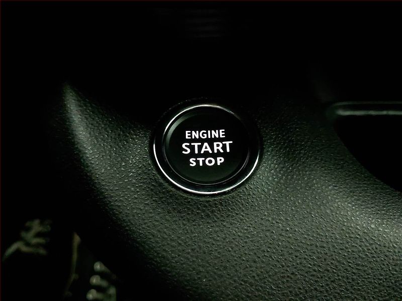 Jeep Avenger (2023) 1.2 Turbo - fotka 19 z 21