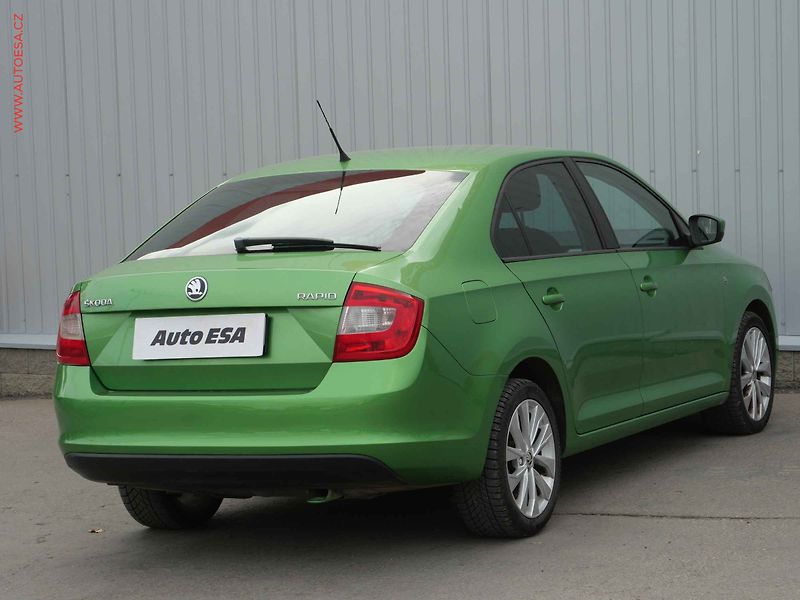 Škoda Rapid (2014) 1.6TDi, ČR, Klima - fotka 4 z 13