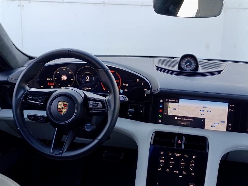 Porsche Taycan Turbo S 560kW Keramické Brzdy - fotka 16 z 47