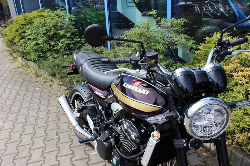 Kawasaki Z 900 RS (2026) 2026 skladem - fotka 2 z 9
