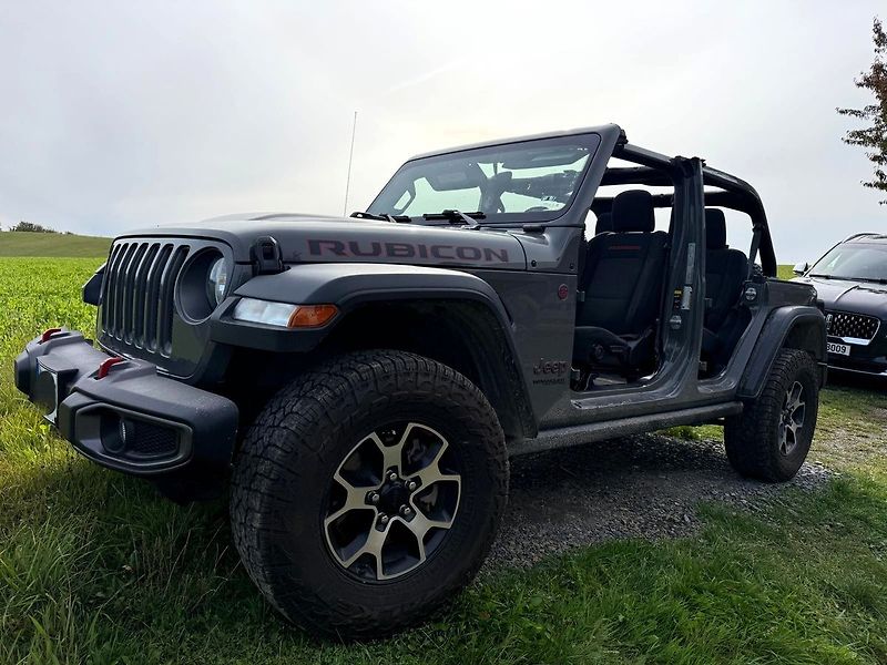 Jeep Wrangler 3.6i V6/Rubicon/4x4/AT - fotka 46 z 53