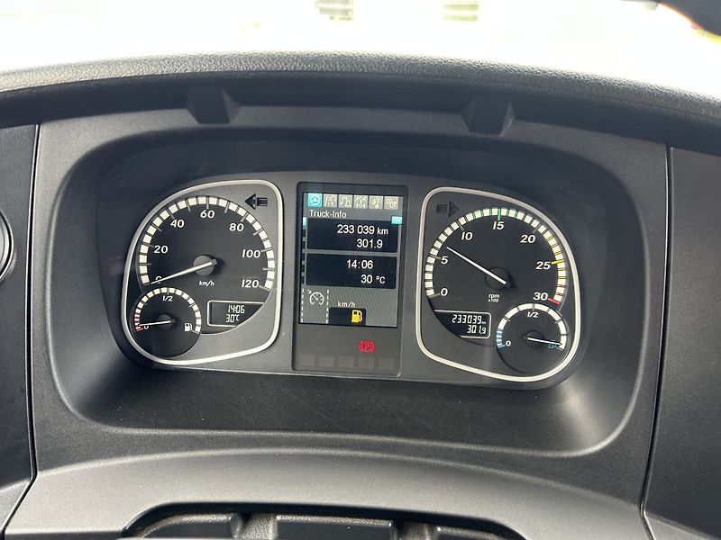 Mercedes-Benz Atego 1518 L valník+plachta - fotka 17 z 21